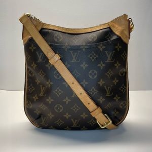 LOUIS VUITTON MONOGRAM ODEON PM M56390